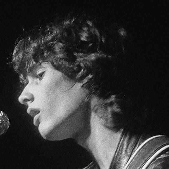 in your arms - Single