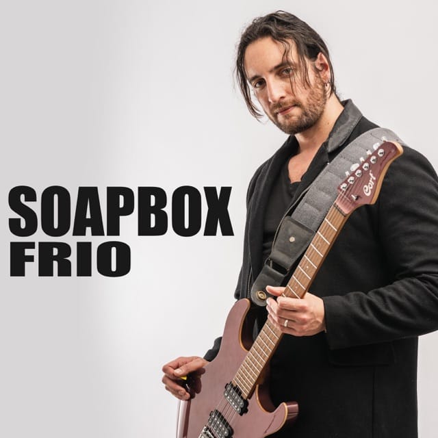 Frío (feat. Fer Sierra) - Single