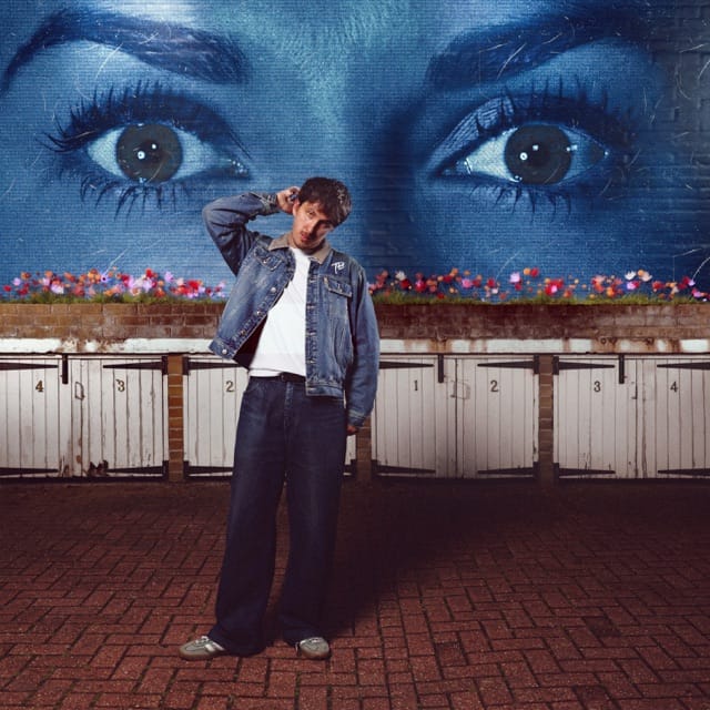 She's So Handsome - Single