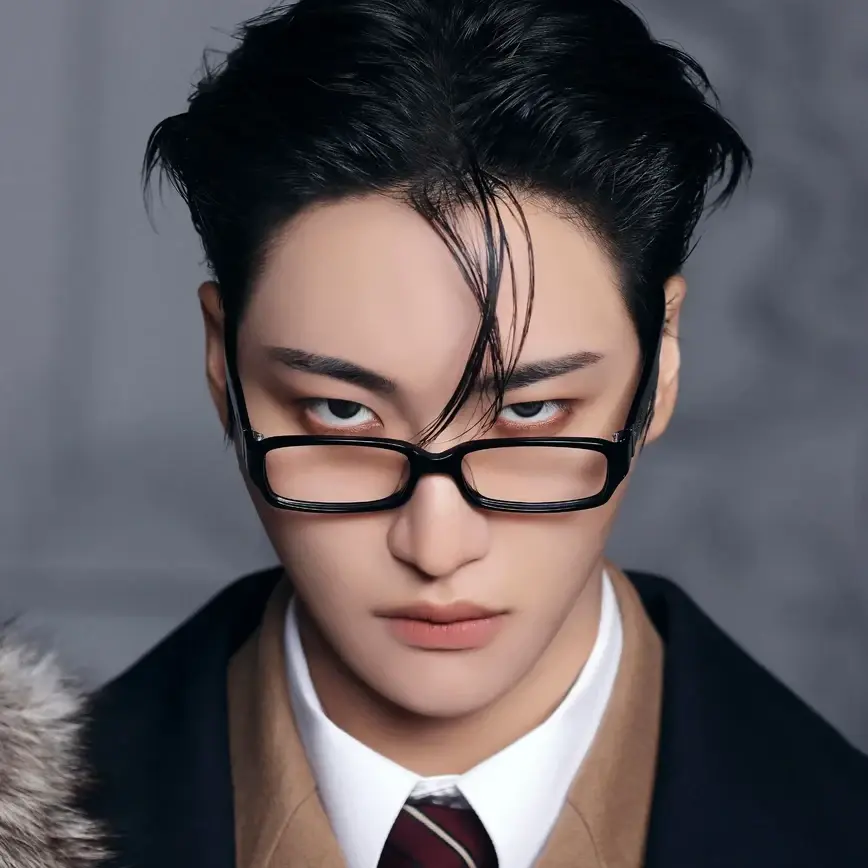 SEONGHWA (성화)