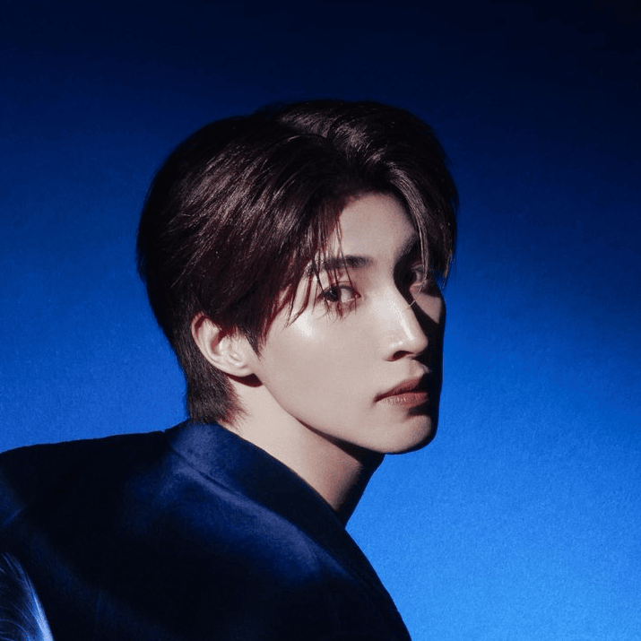 BLUE PONGTIWAT