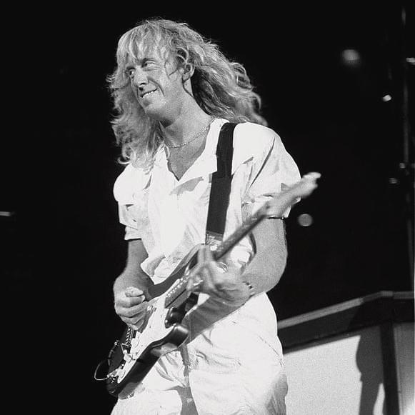 Davey Johnstone
