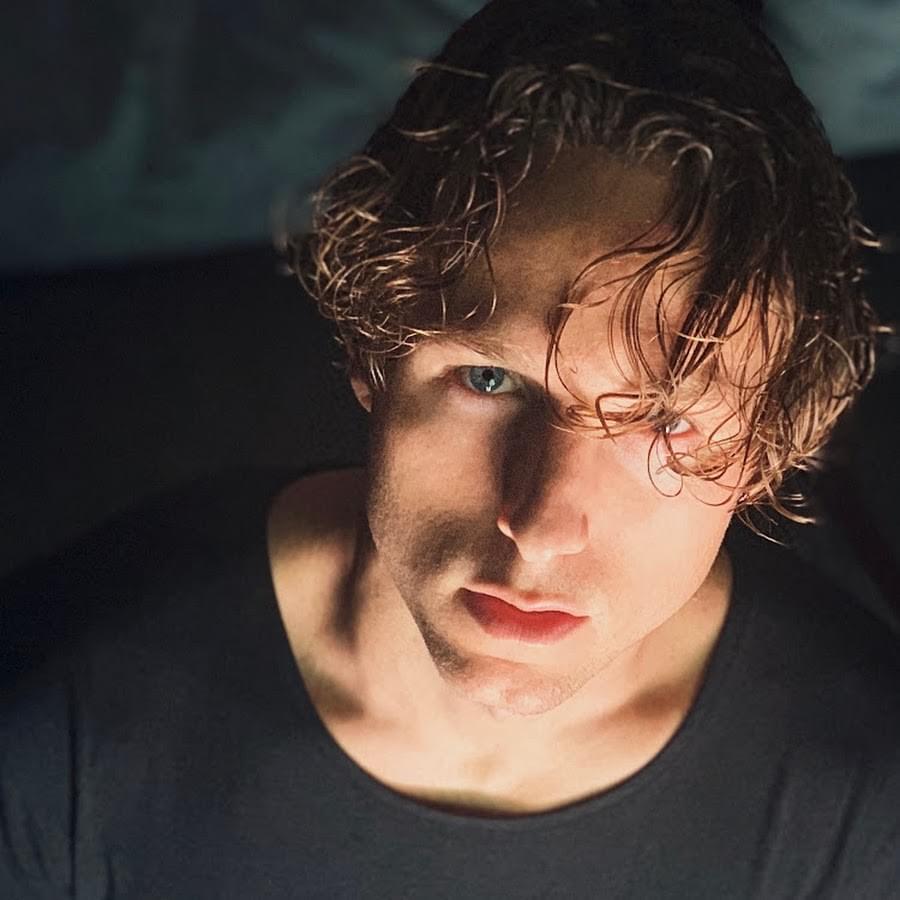 Elliott Taylor