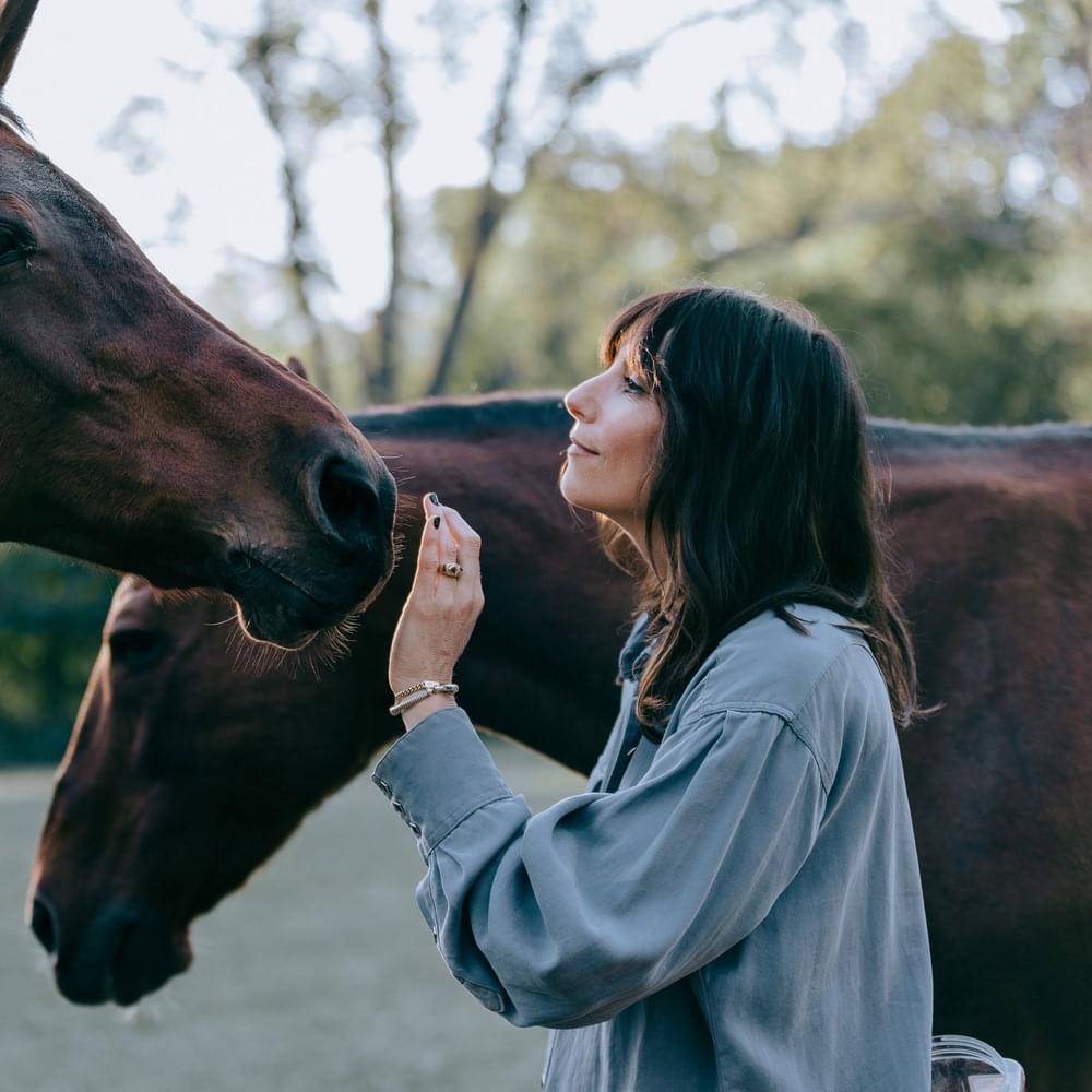 Nicki Bluhm