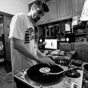 DJ Xquze