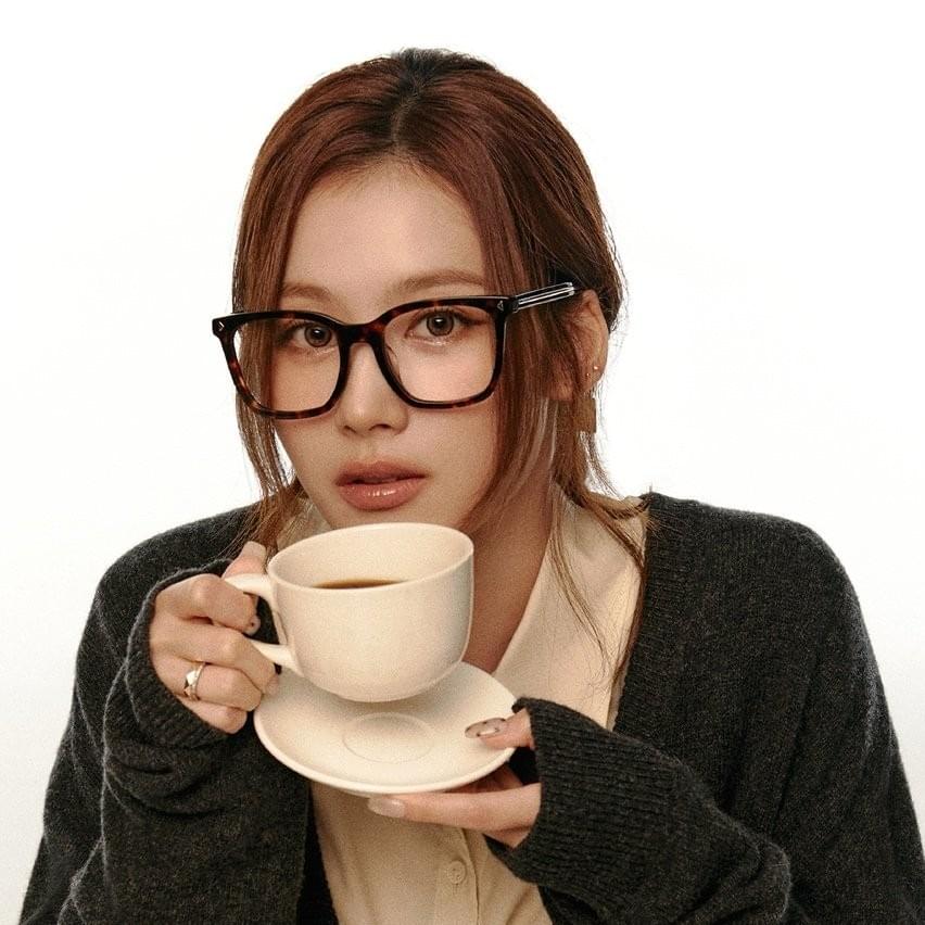 SANA (TWICE)