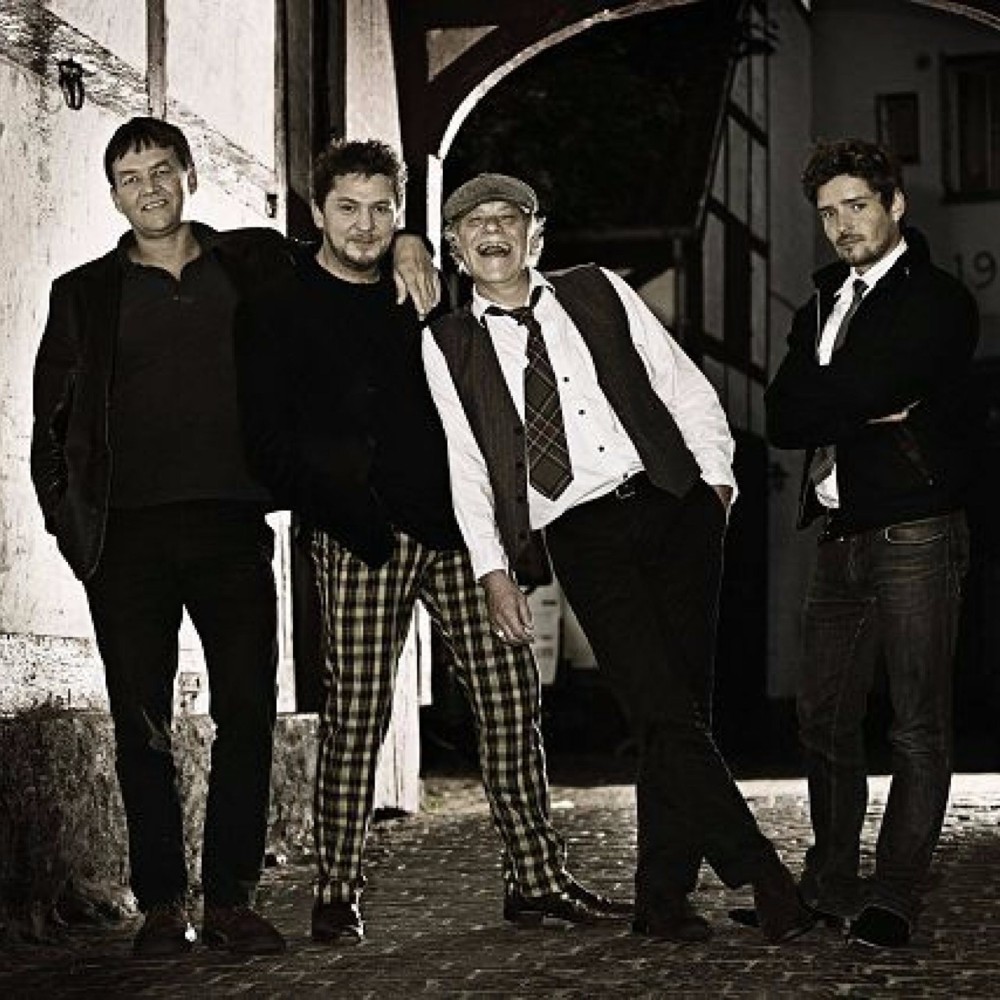 Kim Larsen & Kjukken