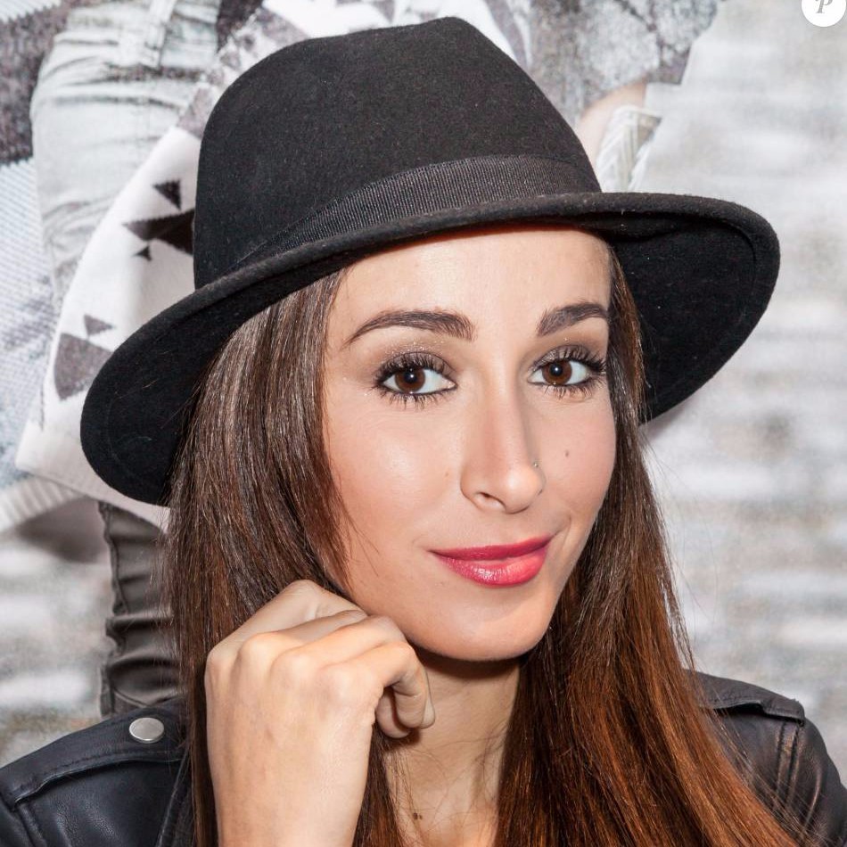 Kenza Farah