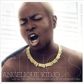 Sings