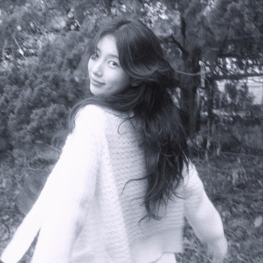 Suzy (수지)