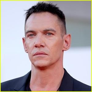 Jonathan Rhys Meyers