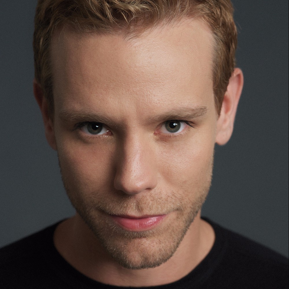 Adam Pascal