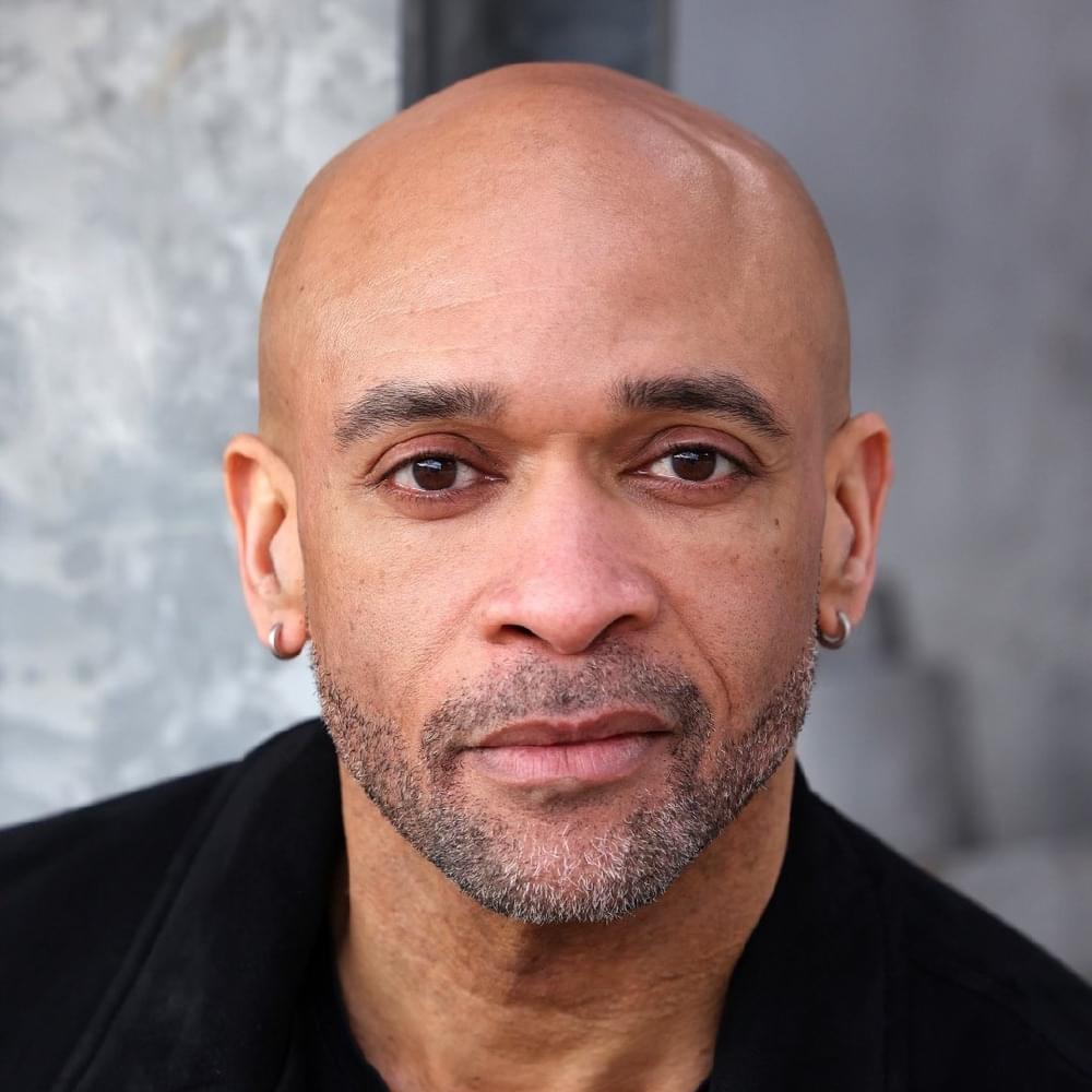 Charles Simmons (DEU)