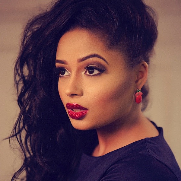 Lola Rae