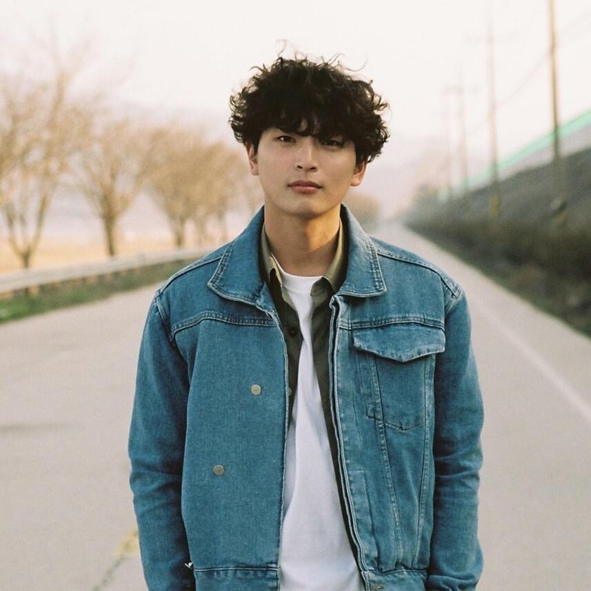 Jeong Jinwoon (정진운)