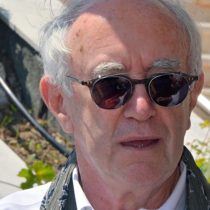 Jonathan Pryce