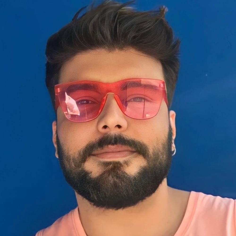 Junior Person