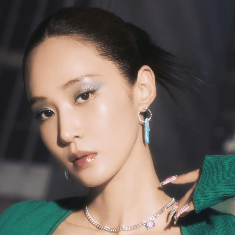 YURI (유리)