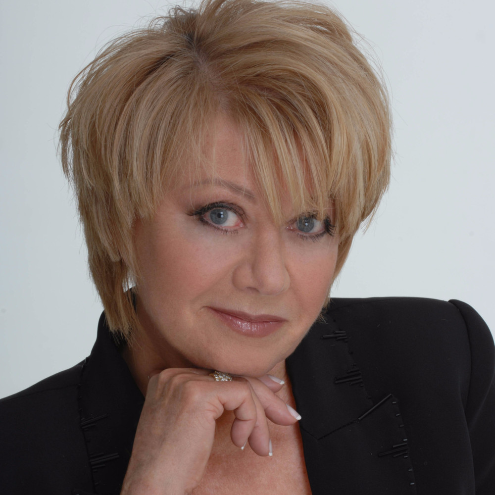 Elaine Paige