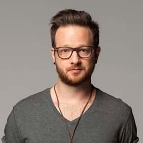 Chris August