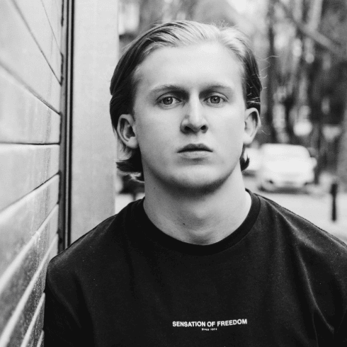 Max Dean