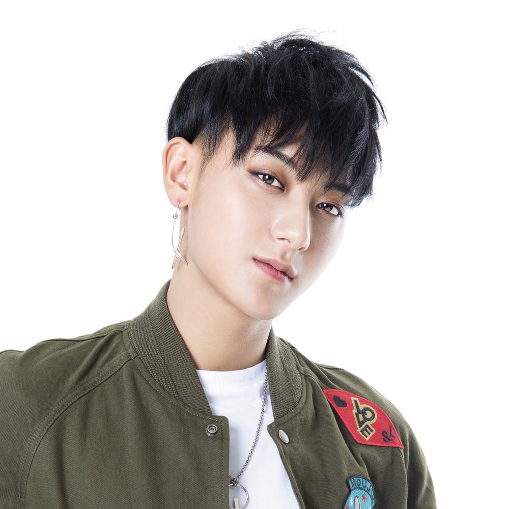 黄子韬 (Z.TAO)