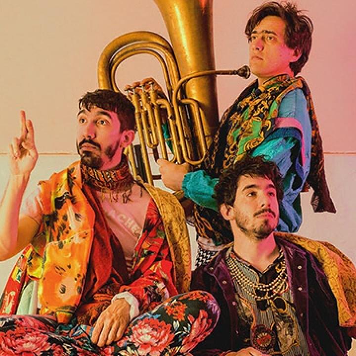 Los Reyes del Falsete