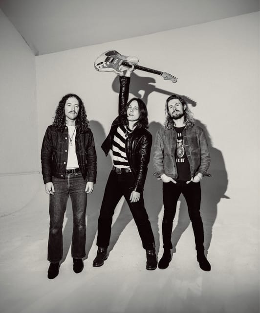 Tyler Bryant & The Shakedown