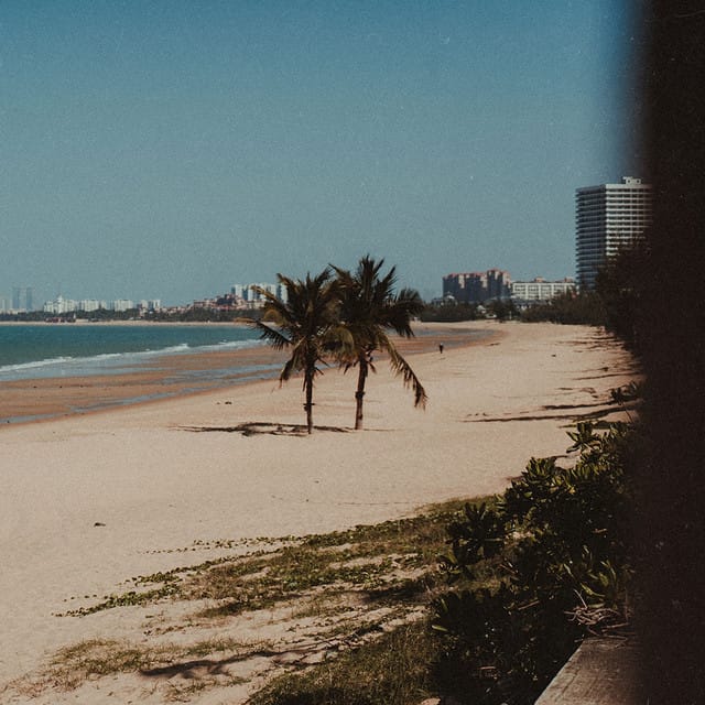 tides painting quiet moments - Single