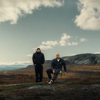 Bakom molnen