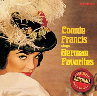 Sings German Favorites