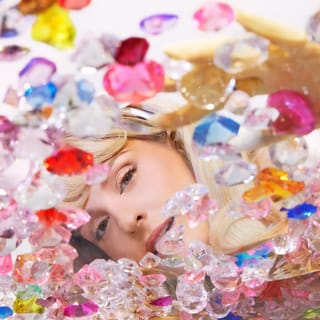 Toy With Me (Deluxe)