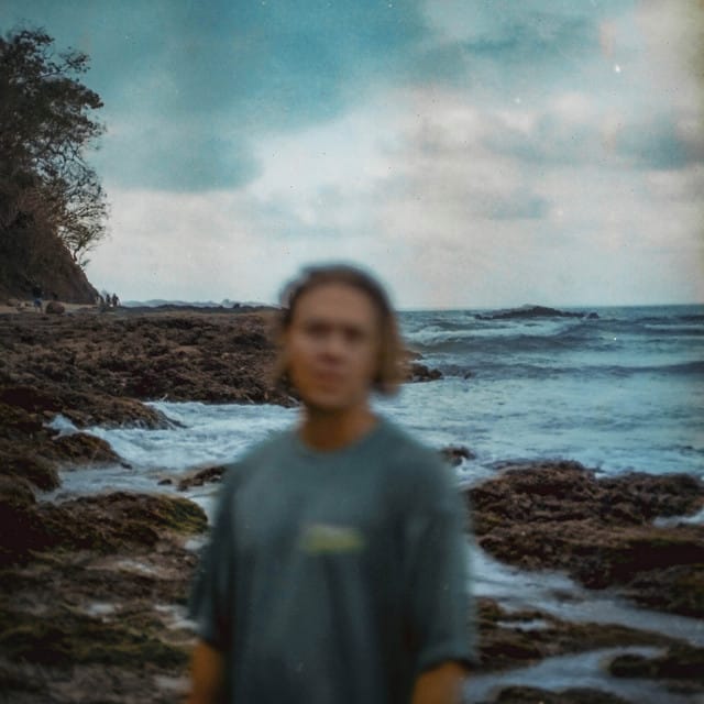 Bones to Ashes, Dark to Light - Single