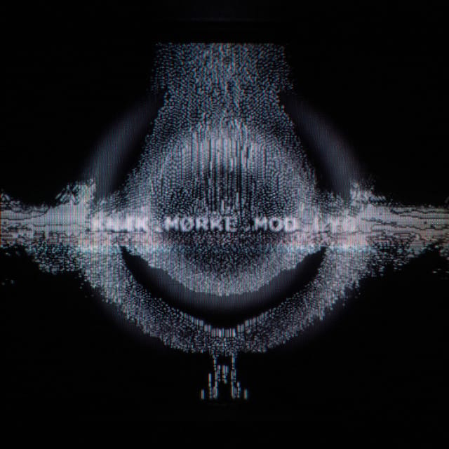 KNÆK.MØRKE.MOD.LYS