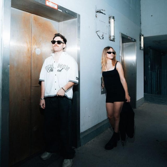Borderline - Single