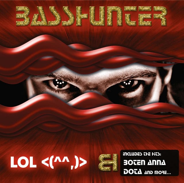 LOL <(^^,)> – International version