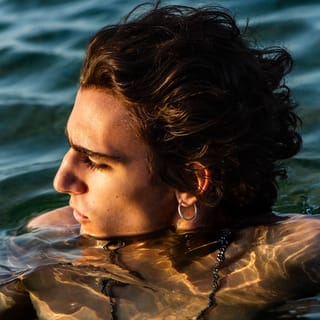 Amir (Deluxe)