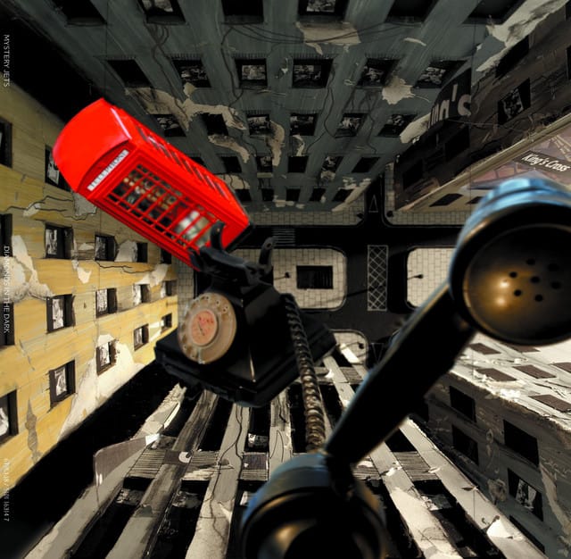 Diamonds In The Dark (7" #1)