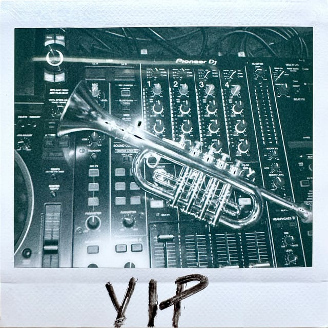 Circles (VIP Mix)