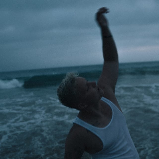 suffocate (feat. Lauren Sanderson)