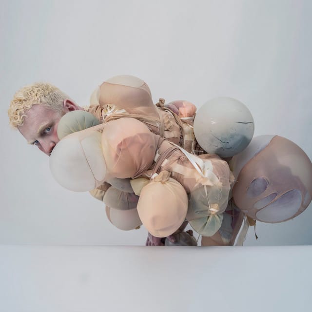 Street Violence (feat. Michèle Lamy)