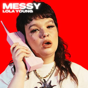 MESSY - LOLA YOUNG