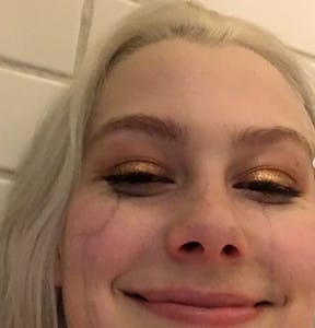 phoebe bridgers complete(s my heart)