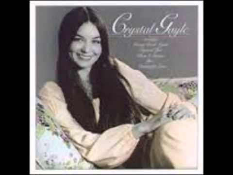 Crystal Gayle — Crystal Gayle - A Woman's Heart (Is A Handy Place To Be) - (1974).