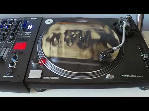 Giant (4) — GIANT - Promise Land (SIDE B) Picture Disc 12" Vinyl Version