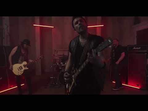 Trapt — Trapt "Can't Look Away" Official Video From New Album "The Fall"