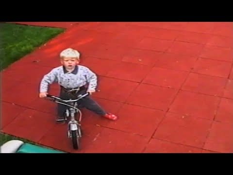 Endless Dive — ENDLESS DIVE - DEUX ROUES (OFFICIAL VIDEO)