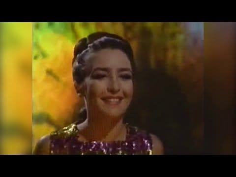Angelica Maria — Angélica María & Los Dug Dug's - La Piedra Dorada (The Golden Stone)