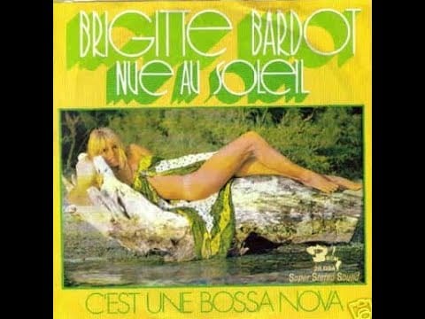 Brigitte Bardot — Brigitte Bardot chante « Nue au soleil » (1970)