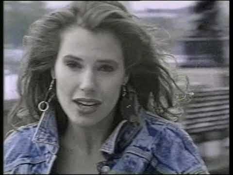 Lory Bianco — Bonnie Bianco - When The Price Is Your Love (Remastered Video) (1988)
